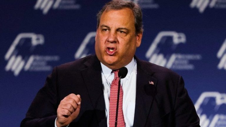 Chris Christie slams RNC over ‘useless’ presidential nominee pledge