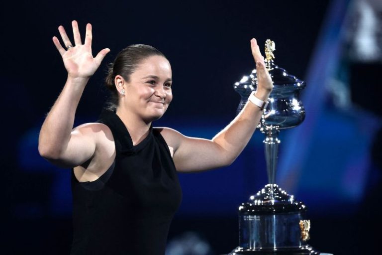 Former world No. 1 Ashleigh Barty and husband announce birth of son