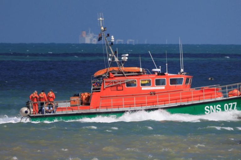 6 people die as migrant boat sinks in the English Channel