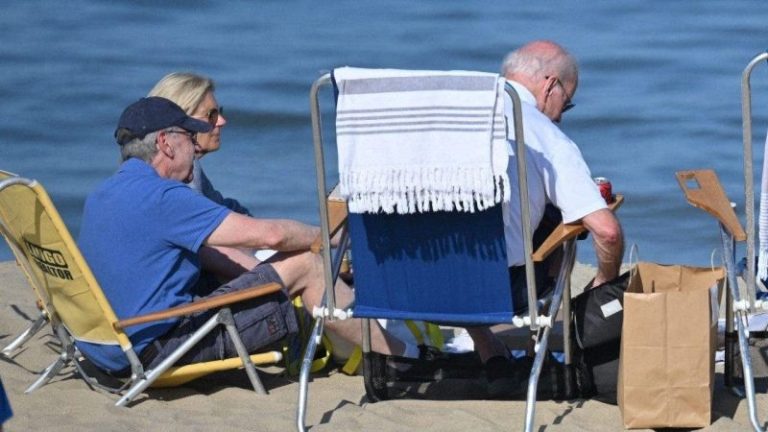 Hawaii Democrat says Biden’s ‘no comment’ on wildfires ‘shocking’: ‘I would expect more’