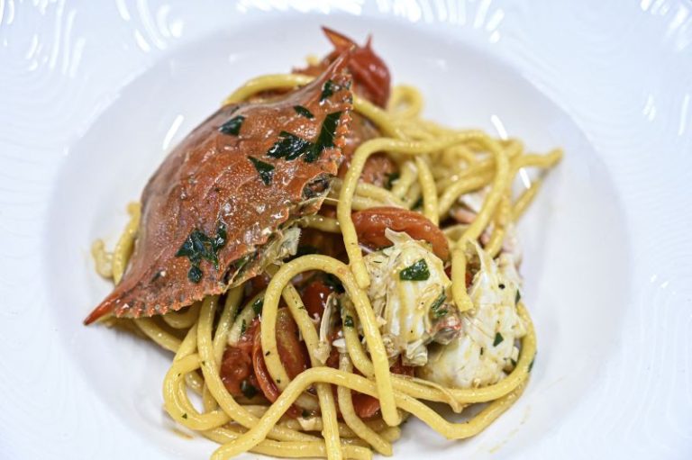 Can Italy eat its way out of a blue crab infestation?