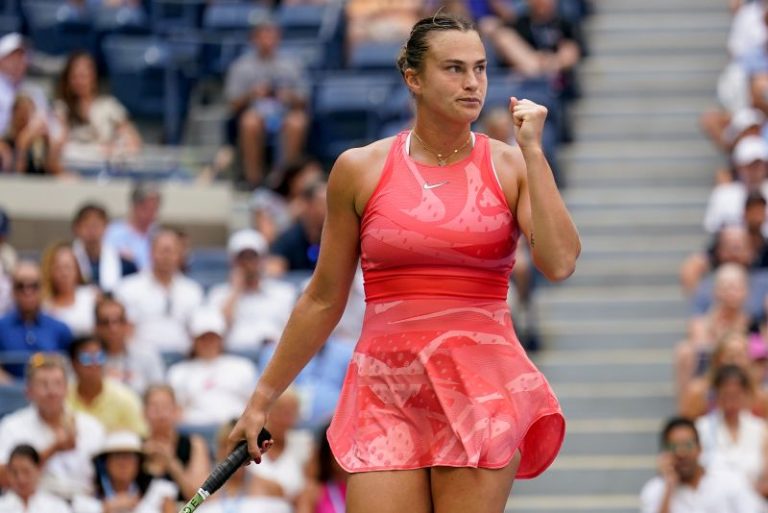 Aryna Sabalenka breezes past Zheng Qinwen to reach US Open semifinals
