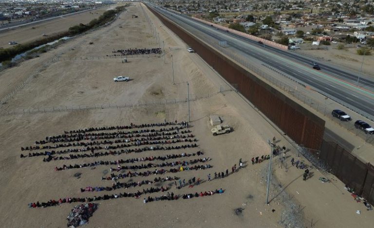 More than 11,000 migrants waiting in northern Mexico amid border surge
