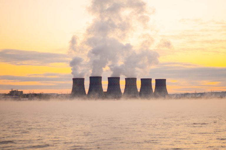 Oklo teams up with Switch: did Cramer get it wrong on Oklo?