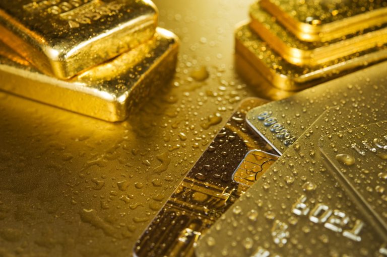 Gold prices steady as Fed rate cut expectations already priced in