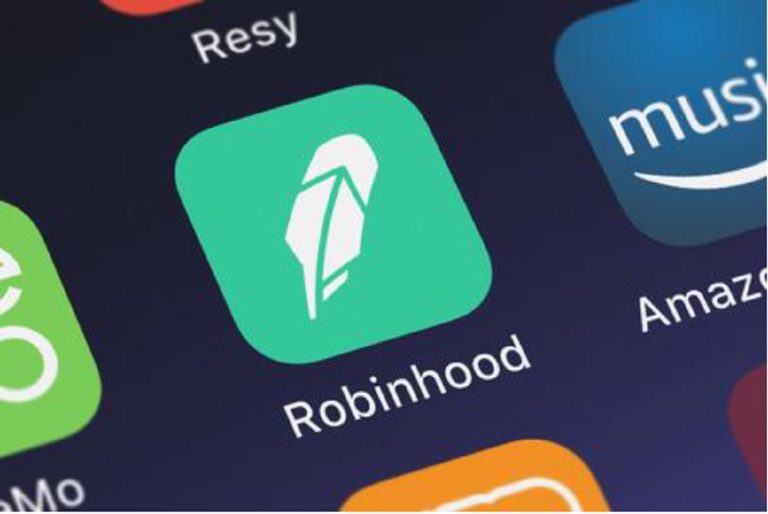 Robinhood stock price has a 42% upside but faces key risks
