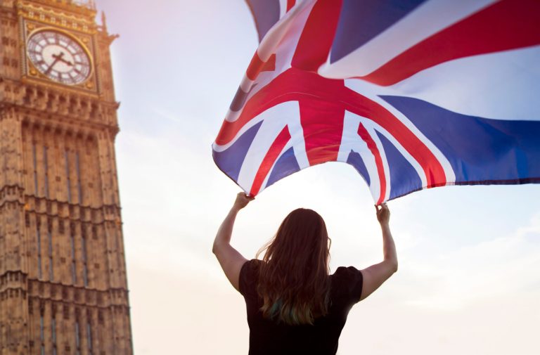 Irregular migration in the UK: dehumanising narratives fuel a crisis mindset, finds report