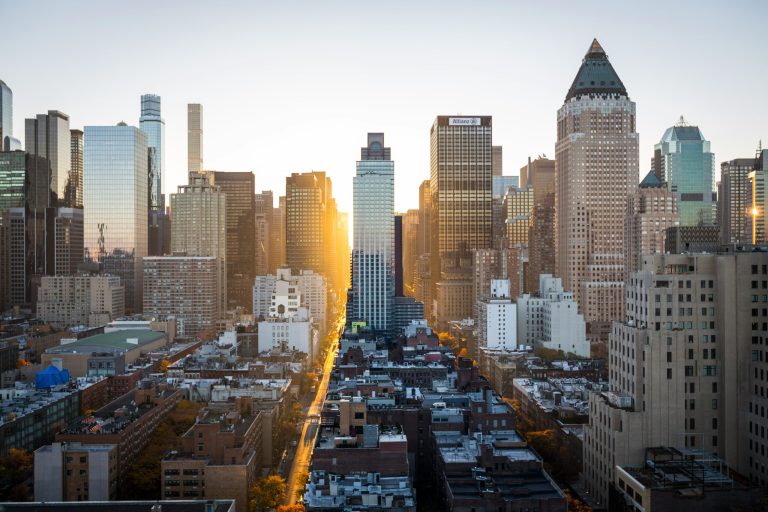 US economy sees modest growth, but businesses wary of tariff impact, Fed survey shows