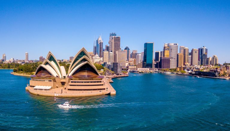 ASX 200 Index wavers after the RBA leaves interest rates decision